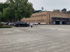 -鱼凫国都温泉大酒店-停车场