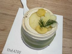 青苹果柚子白茶蛋糕-théATRE 茶聚场(王府中環店)