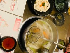 -左庭右院鲜牛肉火锅(金山万达店)