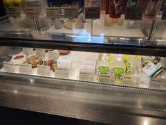面包甜点陈列柜-喜茶(佛山顺德大良东乐路店)
