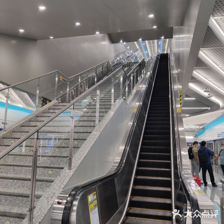 广州地铁18号线体验