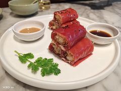 -蝴蝶里·粤菜·点心(滨江龙湖店)