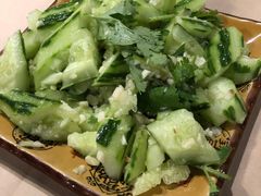 素拍青瓜-麻屋手抓海鲜(防城港总店)