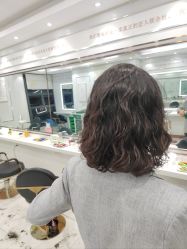 -镁连社·美联社