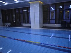 -跃动游泳健身俱乐部(新华传媒店)