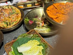 -草家酱蟹炭火烤肉店(珲春南路二店)