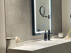 -成都锦华万达琉璃场亚朵酒店