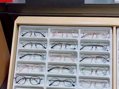 -镜客眼镜(浦江欢乐颂店)
