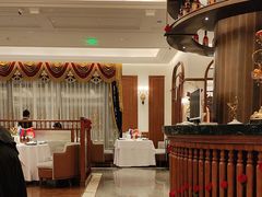 -马克西姆俄罗斯餐厅(通亚街店)