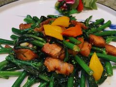 -东豪园林海鲜酒家(南港路辅路店)