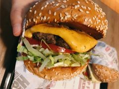 -The Habit Burger Grill 哈比特汉堡(复兴soho店)