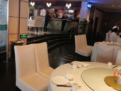 -夏联福记大酒店-停车场