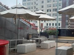 -UNI UNI(环亚凯瑟琳店)