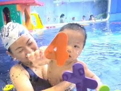 -龙格亲子游泳•水育早教运动中心