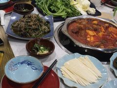 -聚黔堂凯里酸汤鱼美食店