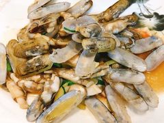 -启东海鲜人家(古美路店)