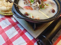 -江湖亮亮大排档(武汉总店)