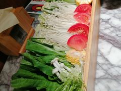 蔬菜拼盘-鱼豆吉·豆浆鱼火锅(宜昌万达店)