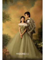 -雪中彩影婚纱摄影·微光艺术中心