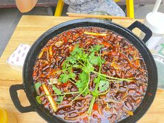 -鸿顺老铁锅美蛙鱼府(解放碑店)