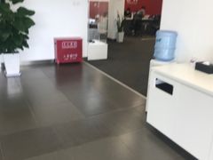 -TESLA 特斯拉(北京南四环中路特斯拉中心)