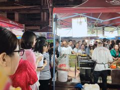 等位区-清真老马家国华牛奶鸡蛋醪糟(正宁路店)