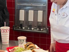 -In-N-Out Burger(LAX)