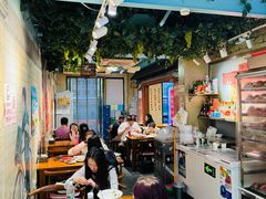 -老天桥酱肉烧饼夹肘子(天桥店)