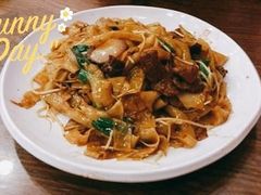 传统干炒牛河-沙河粉村·国家非遗传承(云台店)