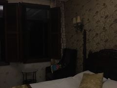 -十号名邸精品酒店（上海音乐学院店）(原复旦五官科医院店)