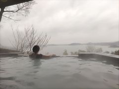 -天目湖涵田半山温泉水乐园