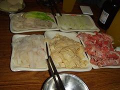 摆桌-傣妹时尚·休闲火锅(沙市店)