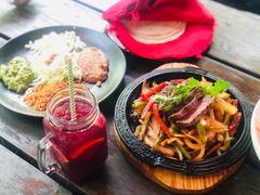 -Pistolera Mexican Cantina女枪手墨西哥餐厅(碧云路店)