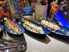 -锤头鲨毛肚海鲜烤肉自助餐厅(国购广场店)