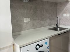 -芳华路(地铁站)