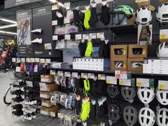 -迪卡侬(高新万达店)