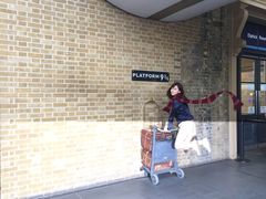 -九又四分之三站台哈利波特商店
