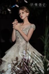 -欣薇婚纱(新源乐汇城店)