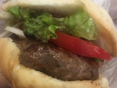 手工牛肉汉堡-MrBurger汉堡披萨意面(东财店)