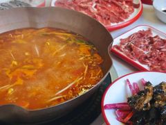 -毛辣果·贵州红酸汤牛肉火锅(西单店)