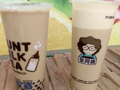 -张阿姨奶茶(湖西路店)