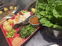 -蘸小院铁锅炖·蘸酱菜·东北菜(怀远门店)