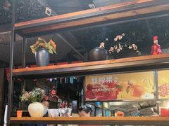 -琥珀老六龙虾(四里河店)