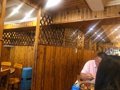 -老东镇啤酒屋海鲜加工·蒸汽海鲜·海鲜烧烤(台东店)