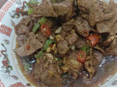 -湖南人家湘菜馆(镇江路店)