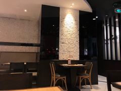 -必胜客(中大银泰店)