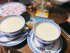 -黄氏许牛奶甜品专家(水晶街店)