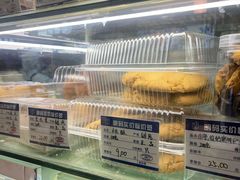 -白玉兰食品甜凤店(合生汇店)