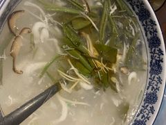 三丝莼菜银鱼羹-老阊门菜馆(山塘街店)