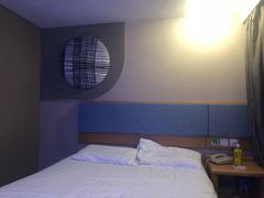 -如家酒店·neo(广州东站天平架地铁站城光大厦店)